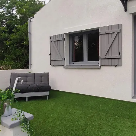 Maison La Coulonnaise Nyaraló *